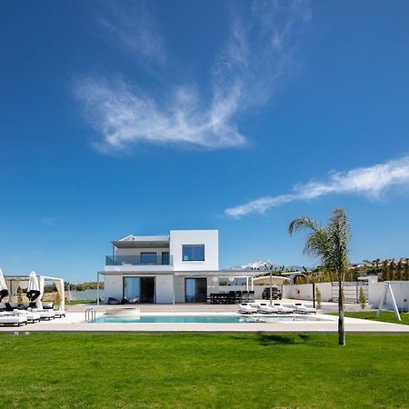 Alma Villa, 2000M2 Luxury Living, By Thinkvilla Angelianá Kültér fotó