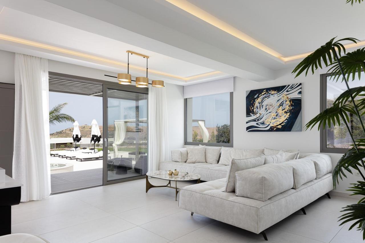 Alma Villa, 2000M2 Luxury Living, By Thinkvilla Angelianá Kültér fotó