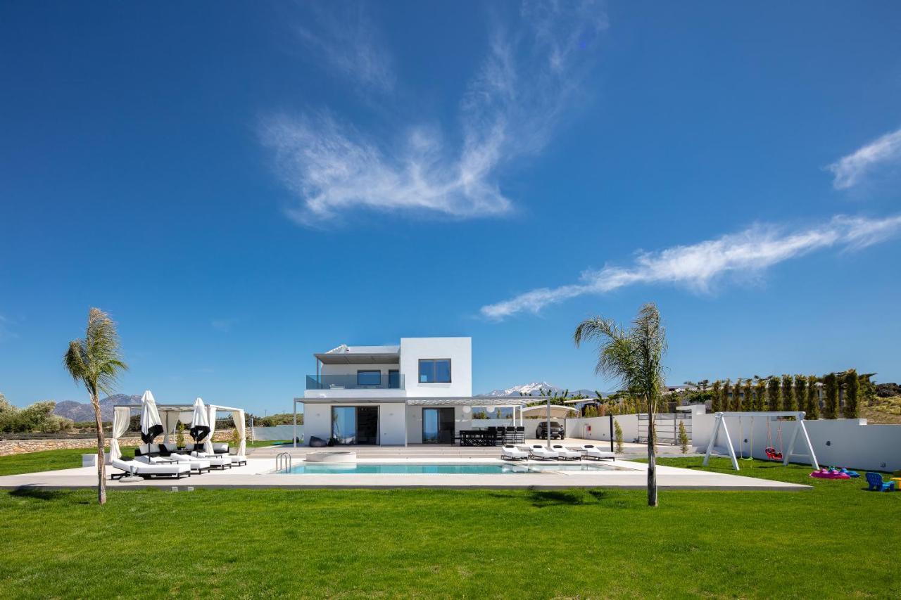 Alma Villa, 2000M2 Luxury Living, By Thinkvilla Angelianá Kültér fotó