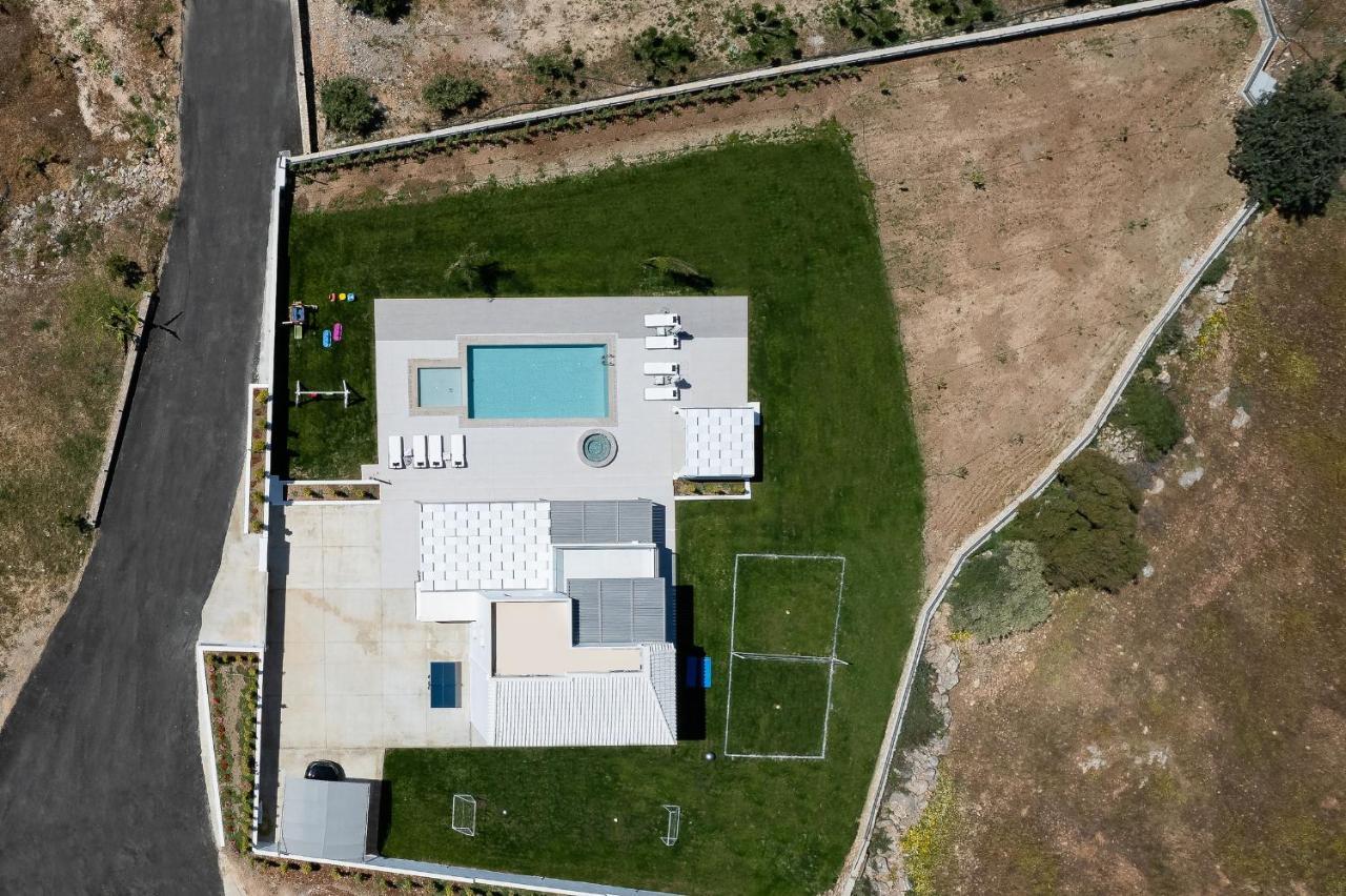 Alma Villa, 2000M2 Luxury Living, By Thinkvilla Angelianá Kültér fotó